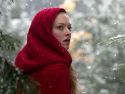 Primera foto de Amanda Seyfried como la nueva y gótica Caperucita Roja