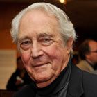 Bild zu James Karen